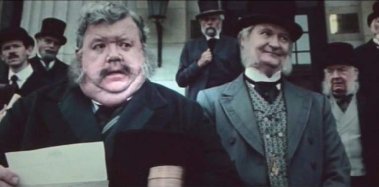 Фото - Иэн МакНис: 379x187 / 15 Кб