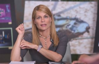 Фото - Линда Хэмилтон: 316x206 / 14 Кб