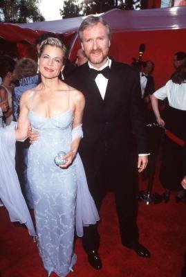 Фото - Линда Хэмилтон: 269x400 / 22 Кб