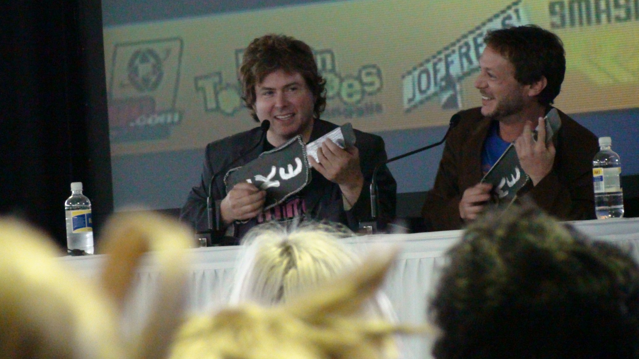 Фото - Jeff Nimoy: 2070x1164 / 315 Кб