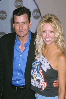 Фото - Хэзер Локлир: 267x400 / 24 Кб