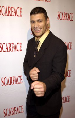 Фото - Стивен Бауэр: 255x400 / 21 Кб