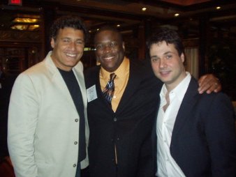 Фото - Стивен Бауэр: 338x254 / 17 Кб