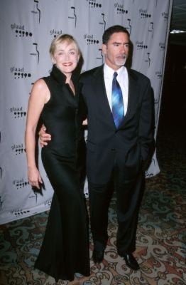 Фото - Шэрон Стоун: 262x400 / 21 Кб