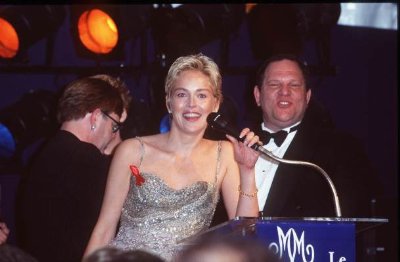 Фото - Шэрон Стоун: 400x262 / 20 Кб