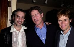 Фото - Уиллем Дефо: 251x158 / 11 Кб