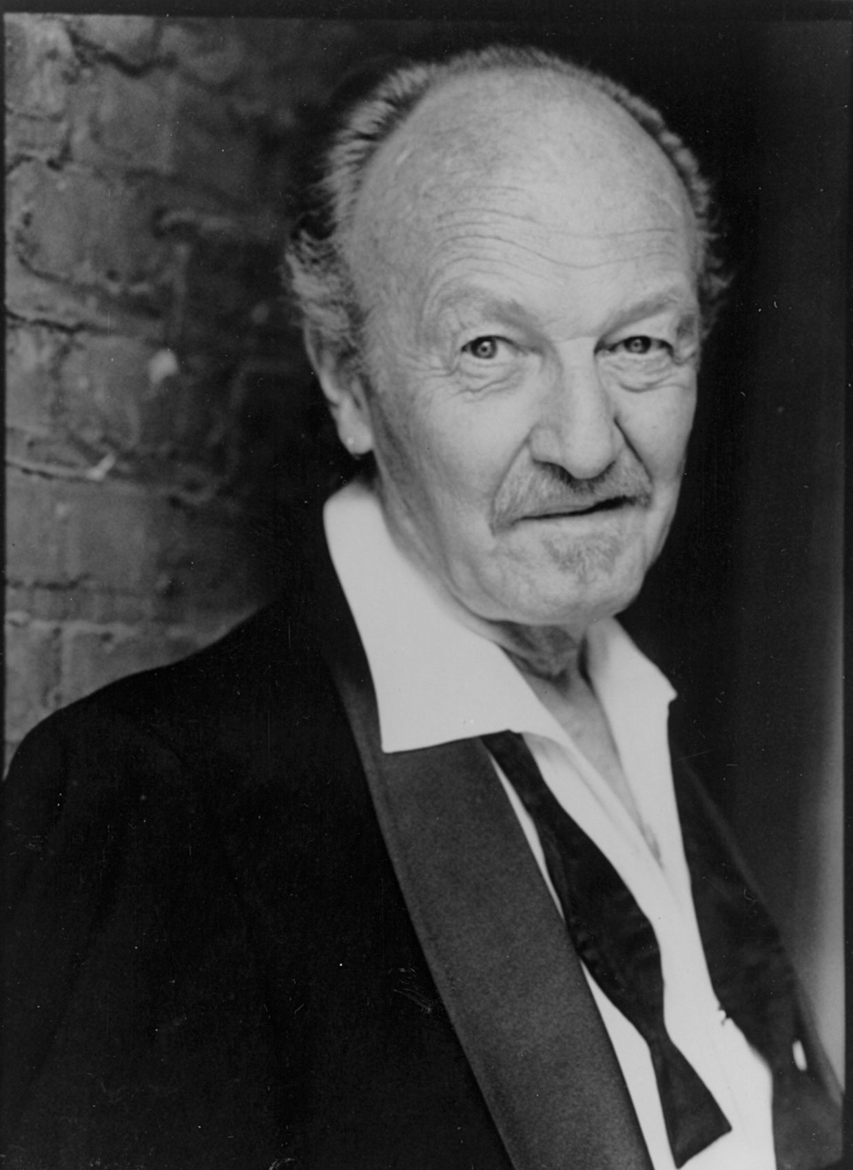 Фото - Джордж Риддл: 1238x1698 / 214 Кб