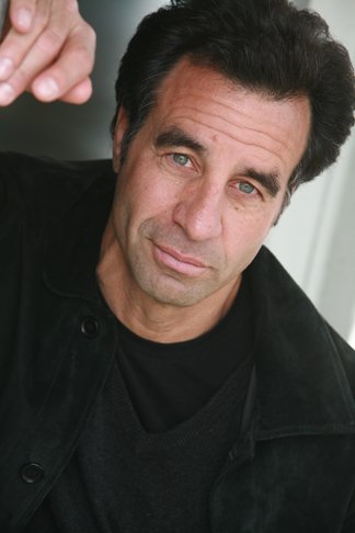 Фото - Рэй Абруццо: 324x486 / 21 Кб