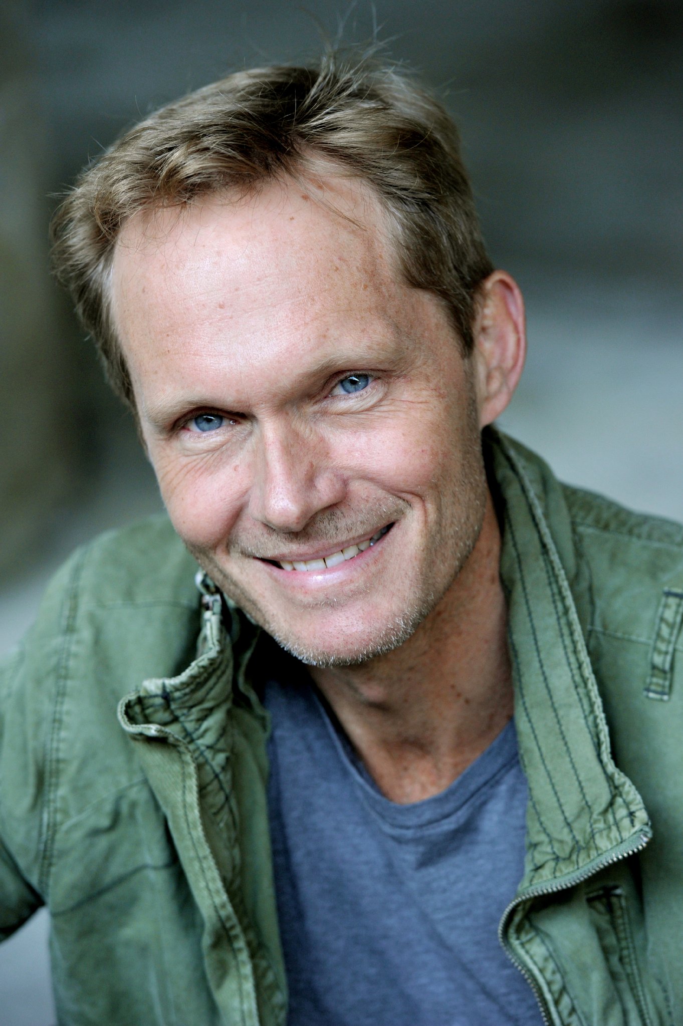 Фото - Том Шэнли: 1363x2048 / 385 Кб