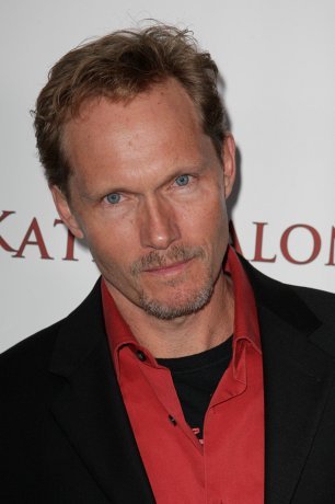 Фото - Том Шэнли: 306x460 / 21 Кб