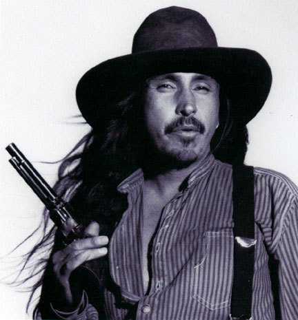 Фото - Fredrick Lopez: 432x465 / 41 Кб