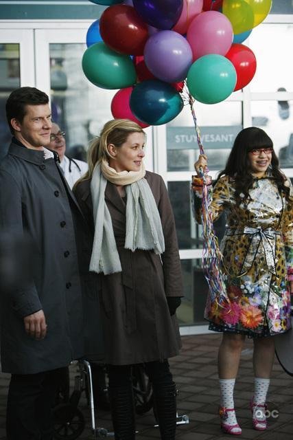 Фото - Америка Феррера: 427x640 / 55 Кб