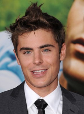 Фото - Зак Эфрон: 297x400 / 21 Кб