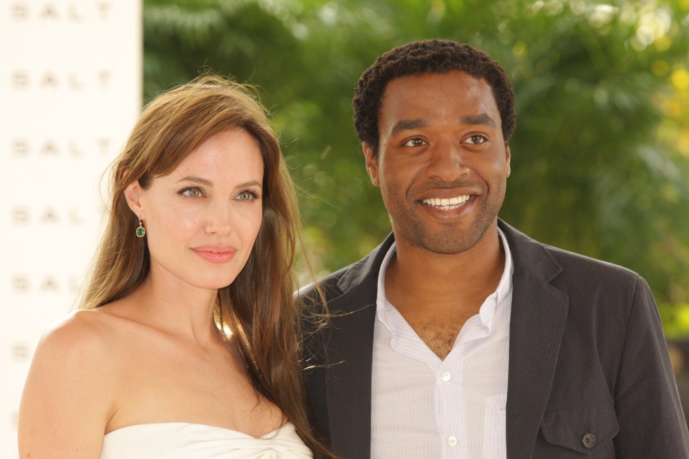 Фото - Анджелина Джоли: 1365x910 / 147 Кб