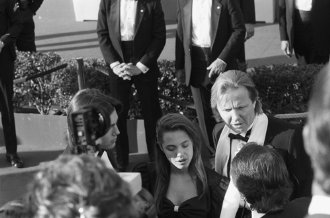 Фото - Анджелина Джоли: 330x218 / 20 Кб