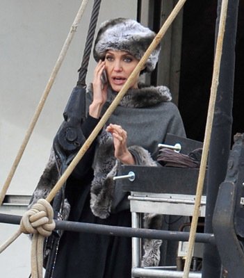 Фото - Анджелина Джоли: 351x400 / 31 Кб