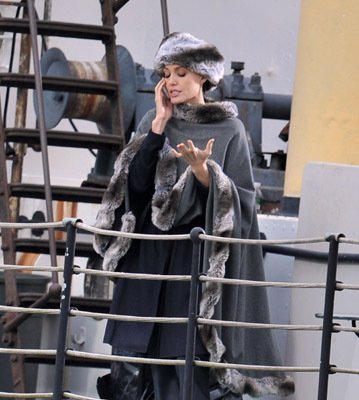 Фото - Анджелина Джоли: 359x400 / 35 Кб