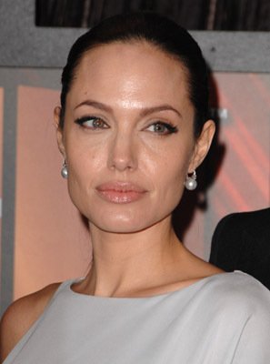 Фото - Анджелина Джоли: 297x400 / 18 Кб