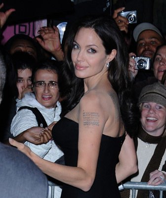 Фото - Анджелина Джоли: 336x400 / 29 Кб