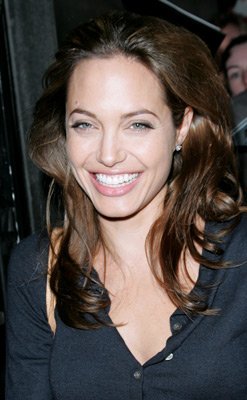 Фото - Анджелина Джоли: 247x400 / 24 Кб