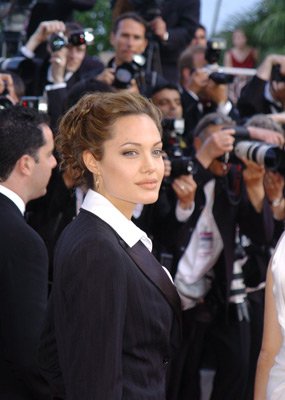Фото - Анджелина Джоли: 285x400 / 25 Кб