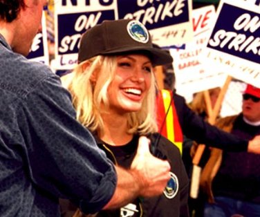 Фото - Анджелина Джоли: 376x314 / 33 Кб