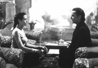 Фото - Анджелина Джоли: 313x218 / 17 Кб