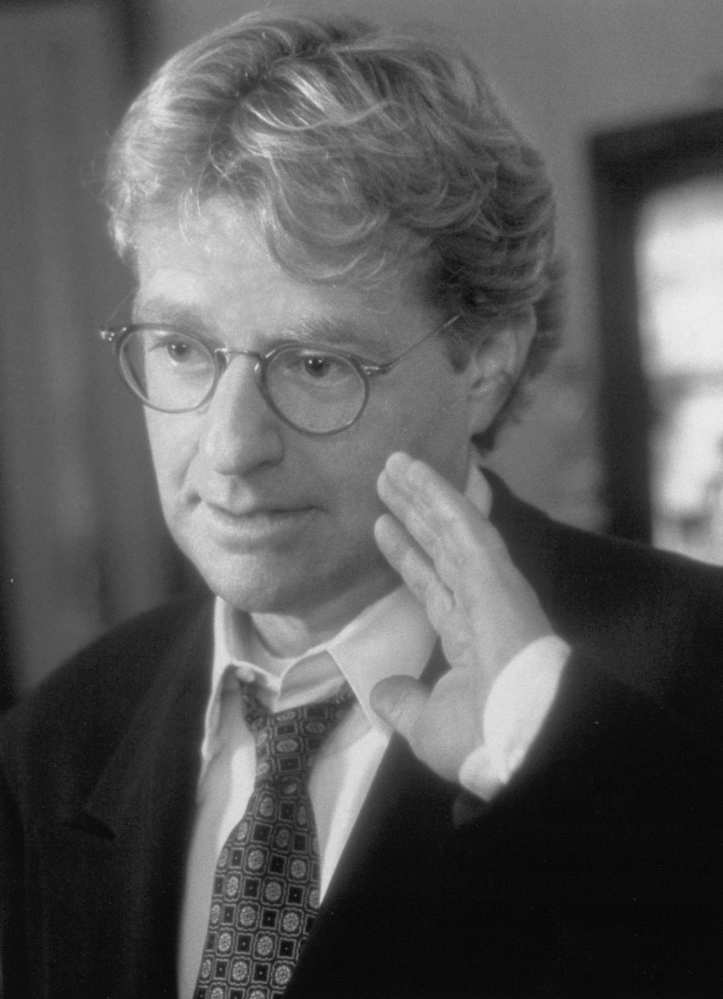 Фото - Джерри Спрингер: 1484x2048 / 419 Кб