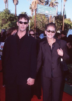 Фото - Джулия Робертс: 288x400 / 25 Кб