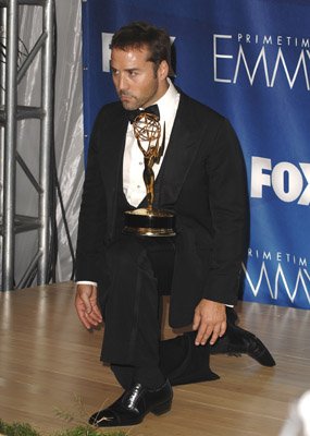 Фото - Джереми Пивен: 285x400 / 26 Кб