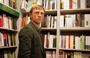 Фото - Дэниэл Крэйг: 315x205 / 24 Кб