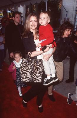 Фото - Дениз Ричардс: 260x400 / 21 Кб