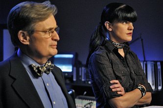 Фото - Поли Перретт: 333x222 / 19 Кб