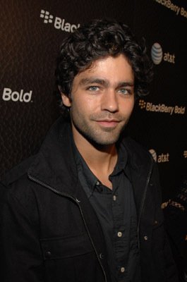 Фото - Эдриан Гренье: 265x400 / 17 Кб