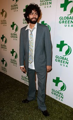 Фото - Эдриан Гренье: 245x400 / 26 Кб