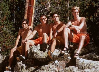 Фото - Эдриан Гренье: 343x248 / 34 Кб