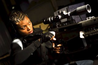 Фото - Тараджи П. Хенсон: 321x212 / 14 Кб