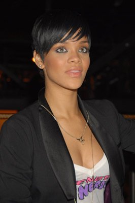 Фото - Рианна: 266x400 / 15 Кб