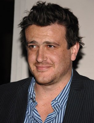 Фото - Джейсон Сигел: 306x400 / 25 Кб