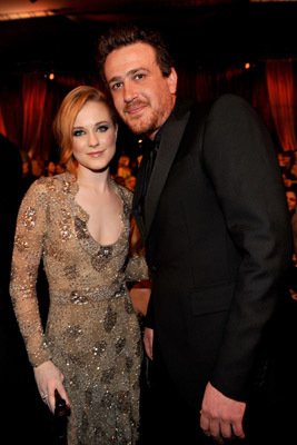 Фото - Джейсон Сигел: 267x400 / 21 Кб