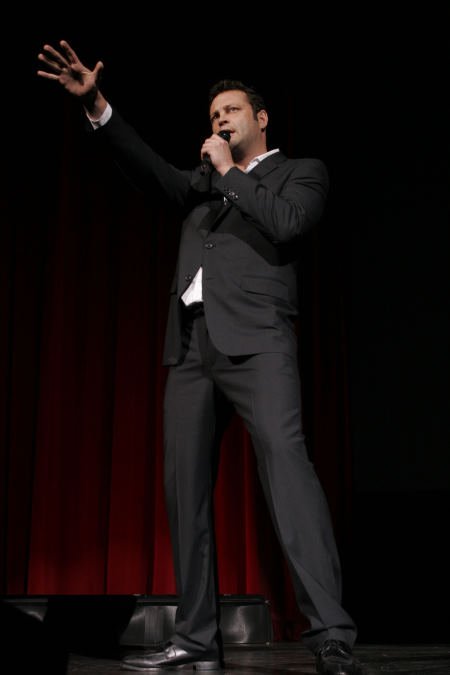 Фото - Винс Вон: 450x675 / 21 Кб