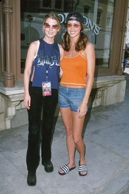 Фото - Шеннон Элизабет: 268x400 / 25 Кб