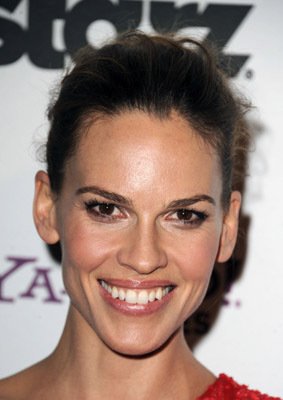 Фото - Хилари Суэнк: 283x400 / 21 Кб