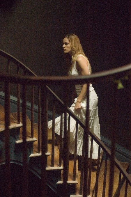 Фото - Хилари Суэнк: 450x677 / 78 Кб