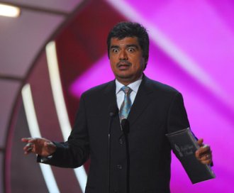 Фото - Джордж Лопес: 330x272 / 14 Кб