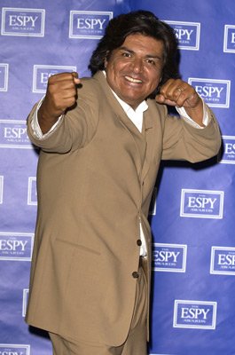 Фото - Джордж Лопес: 265x400 / 26 Кб