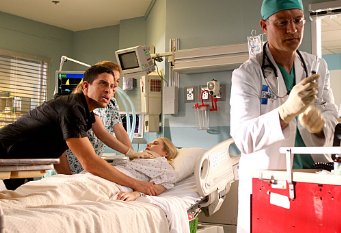 Фото - Адам Родригес: 341x233 / 26 Кб