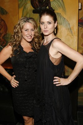 Фото - Джоэли Фишер: 267x400 / 24 Кб