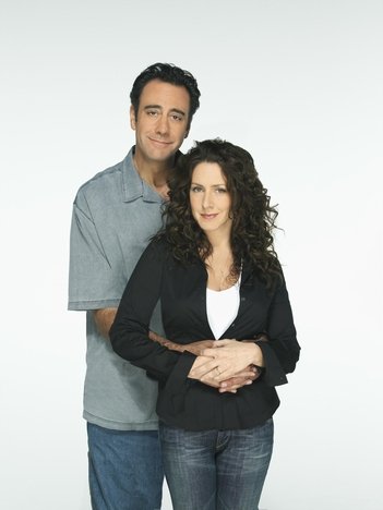 Фото - Джоэли Фишер: 351x468 / 20 Кб