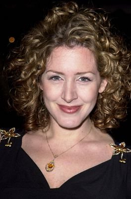 Фото - Джоэли Фишер: 264x400 / 24 Кб